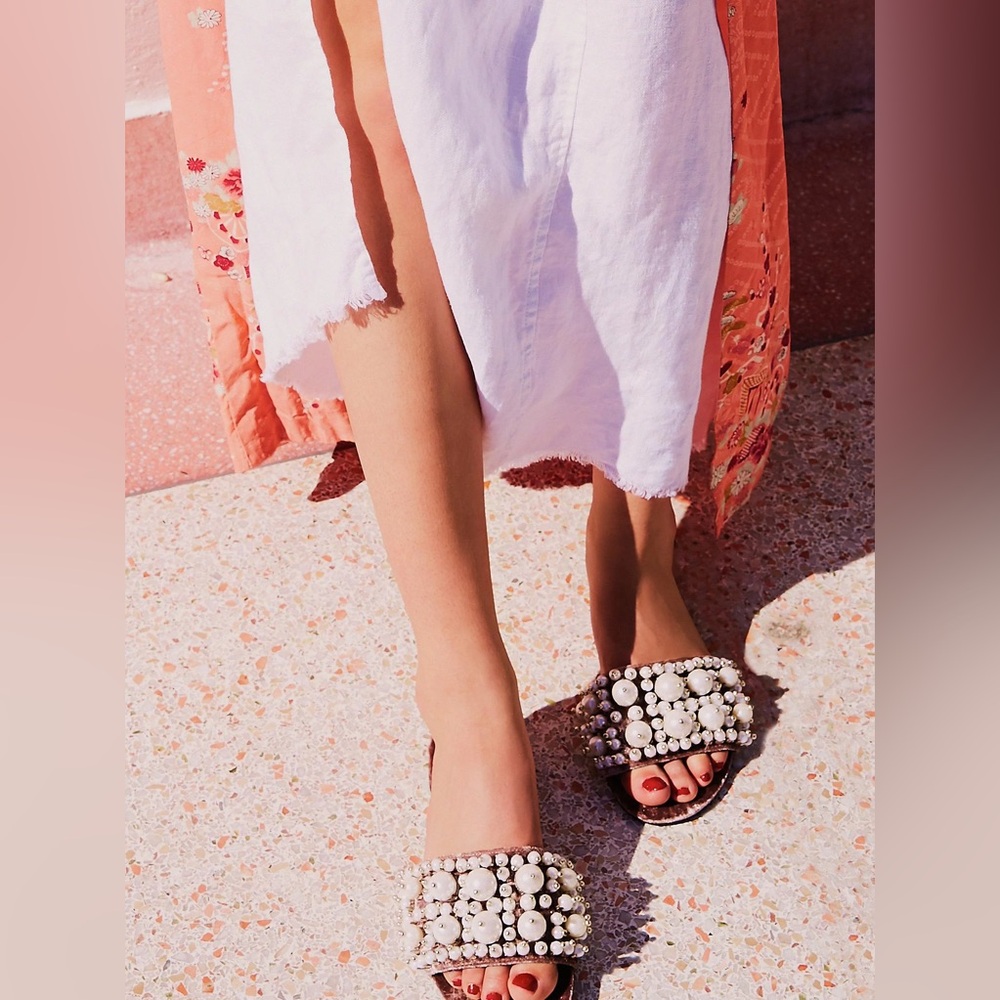 Jeffrey Campbell x Anthropologie Pink Velvet Pixie Pearl Flats Sandals sz 9.5